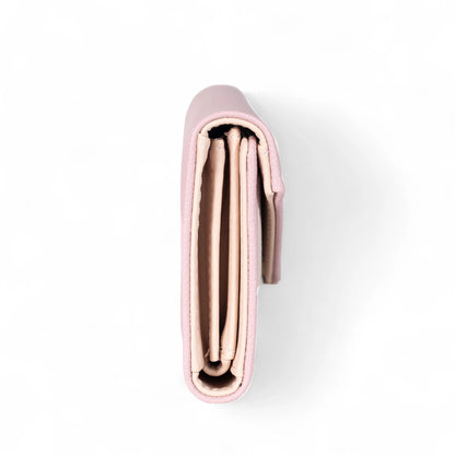 Envelope Style Bi-Fold Wallet for Women – Classy & Functional